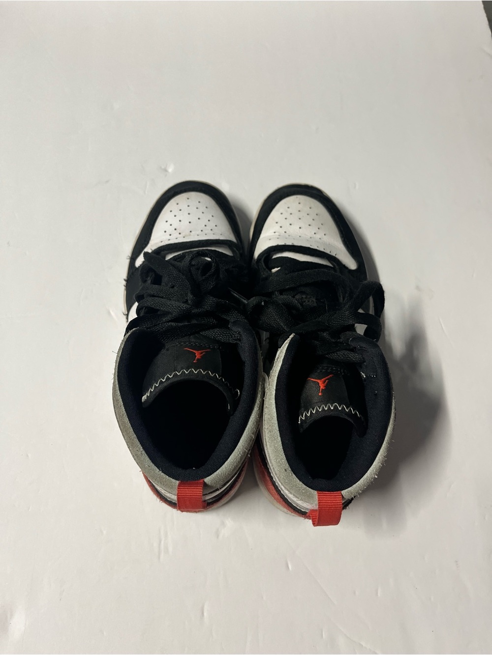 Nike Air Jordan 1 Mid SE 'Red Black Toe' sneakers - Picture 3 of 10